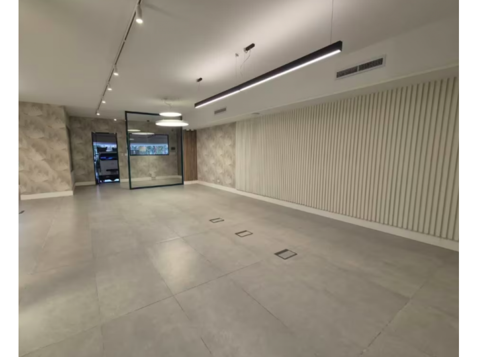 Marbella, local 120m2 planta baja a solo 300K — foto 5