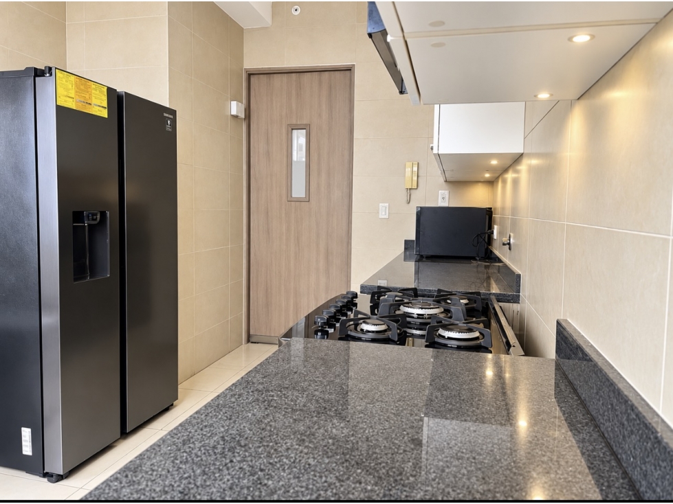 Paitilla 180m2, lujo amoblado $2,800 — foto 4