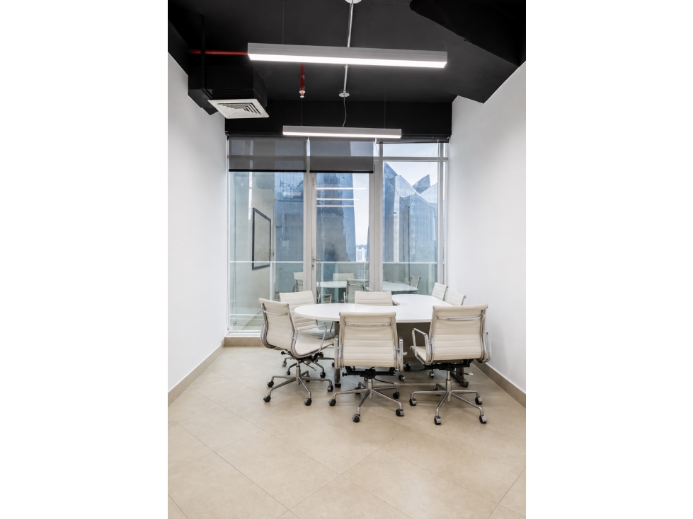 Calle 50, 160m2 oficina disponible a solo $1,950 — foto 6