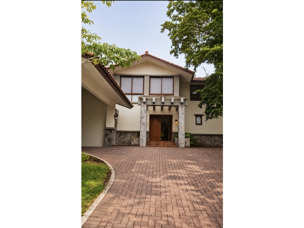 Senderos Camino de Cruces 4rec a solo $1.2M