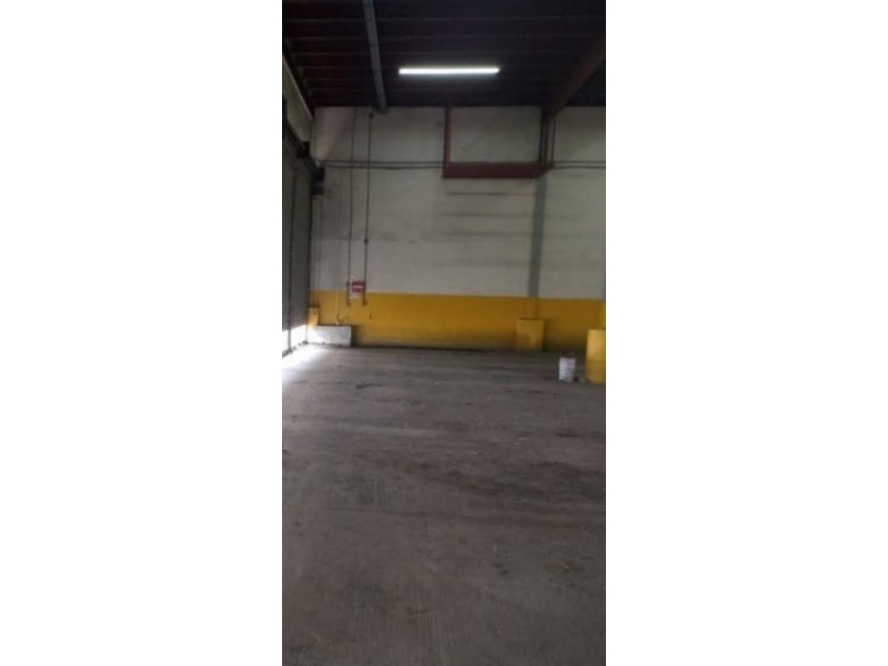 Colon, Francefield galera 5875m2 a solo $19665K — foto 5