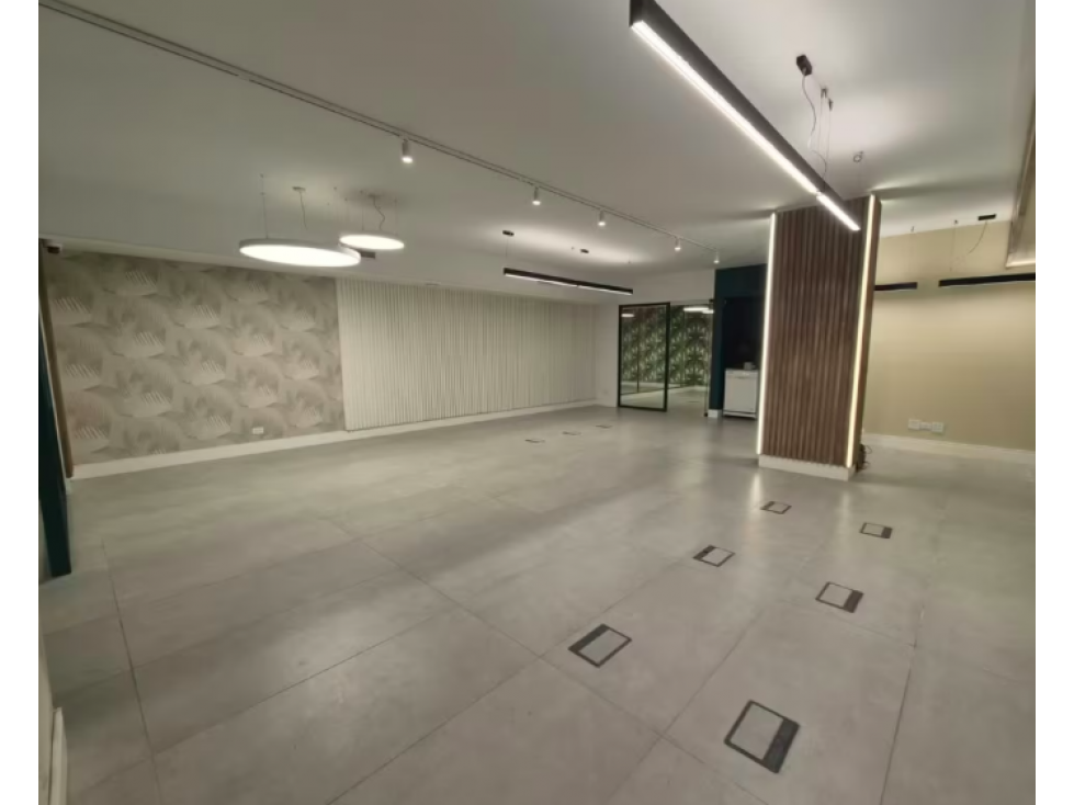 Marbella, local 120m2 planta baja a solo 300K — foto 4