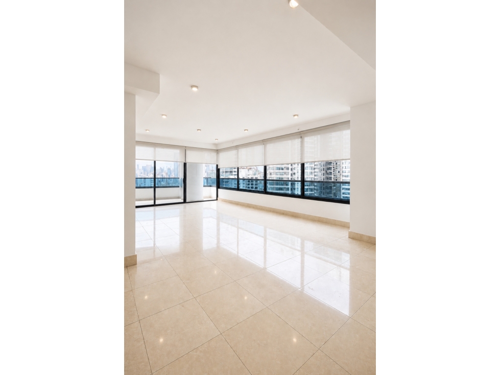 Paitilla 224m2, lujo, piso alto, 450K