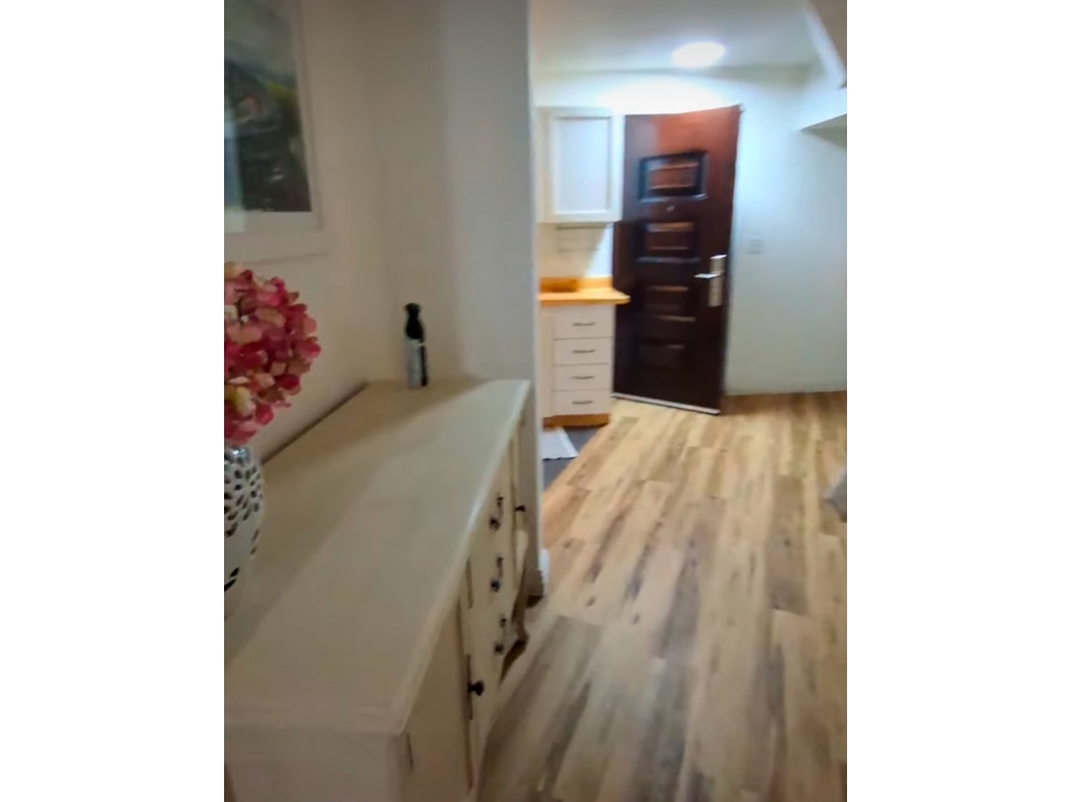 A pasos Parque Omar 1 rec amoblado $750 — foto 3