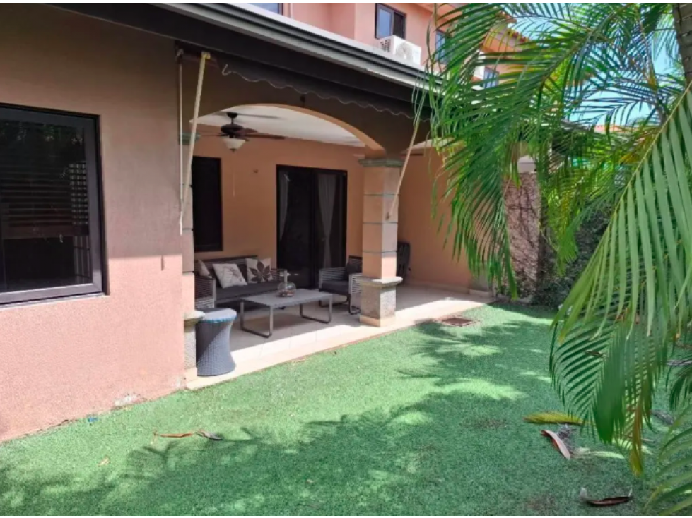Versalles 1 casa de 230m2 de 3 recamaras jardina a solo $1898 — foto 6