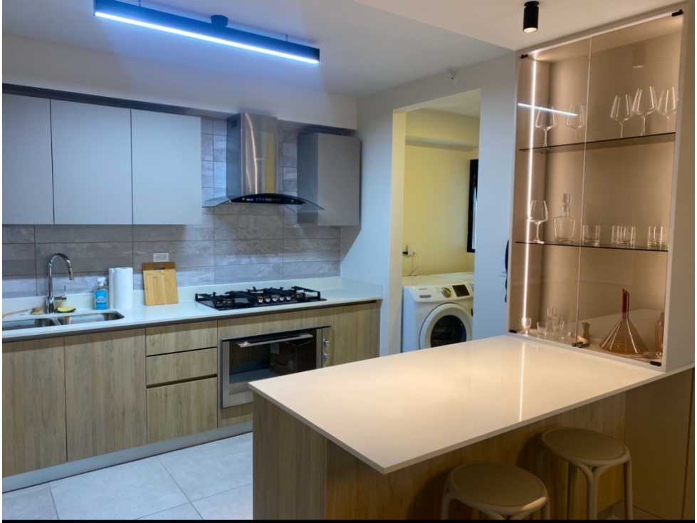 Country Club Torre 700 3r amoblado lujo a solo $1450 — foto 5