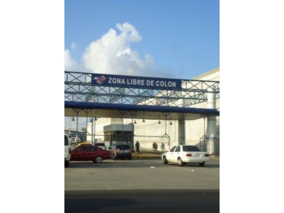 Colon, galera 2700m2 en $9,500 — foto 5
