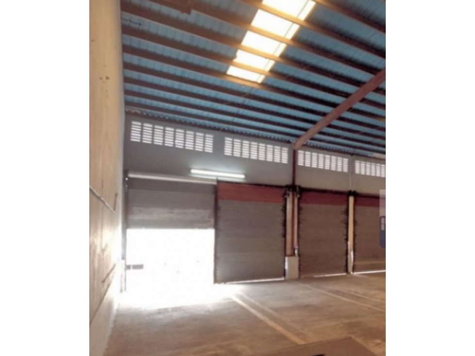 Colon, Francefield galera 5875m2 a solo $19665K — foto 2