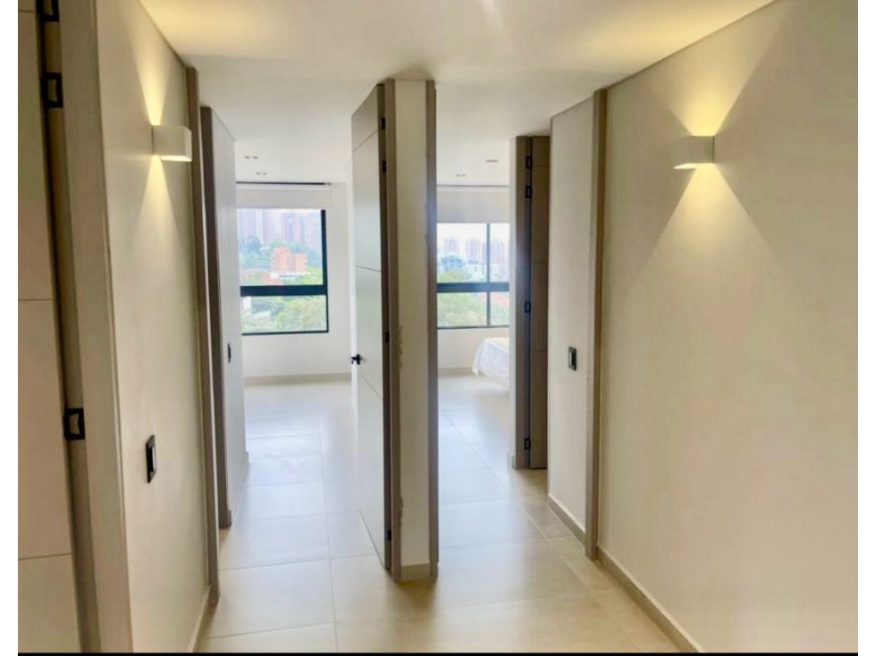 VENTA PENTHOUSE TESORO LIVING EL POBLADO, MEDELLÍN — foto 2