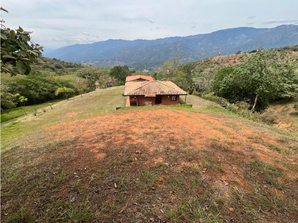 VENTA CASA - LOTE EN SAN JERÓNIMO, ANTIOQUIA - 4