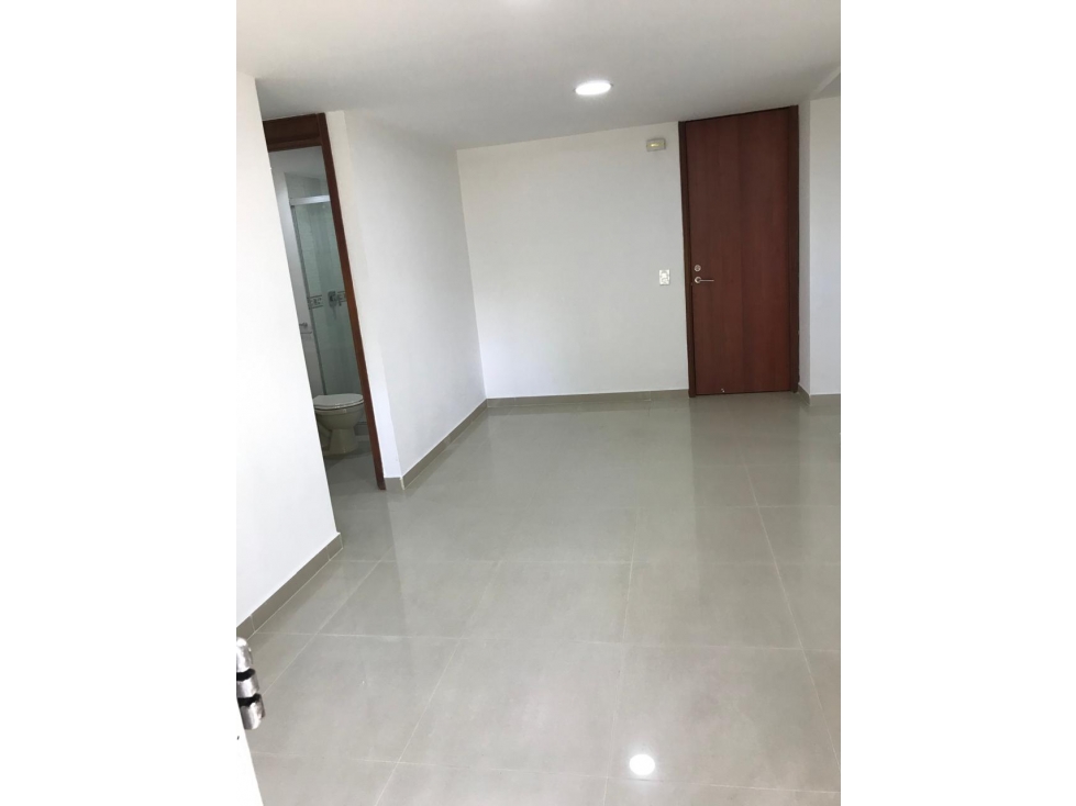 Venta Apartamento 1er Piso Unidad Cerrada en Envigado, Antioquía — foto 2