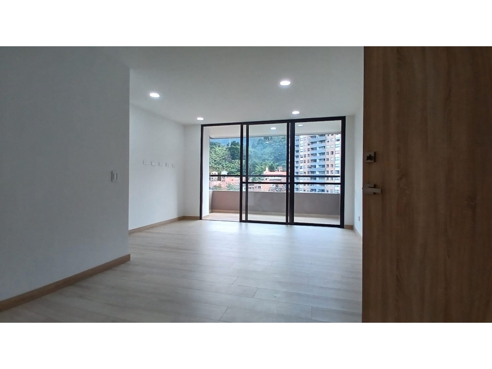 Venta Apartamento ubicado en Camino Verde Envigado — foto 2