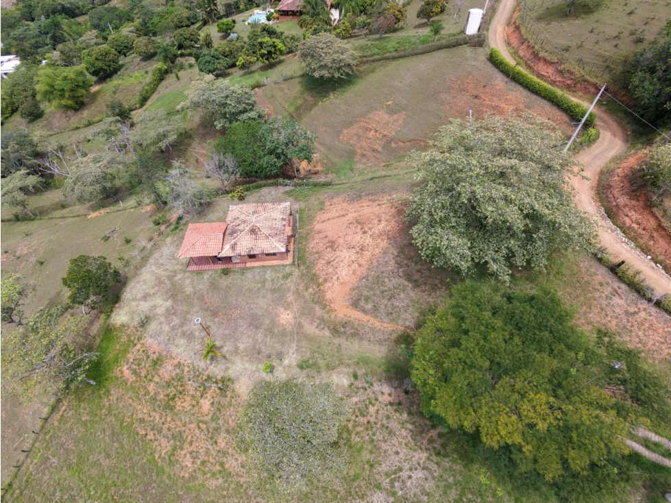 VENTA CASA - LOTE EN SAN JERÓNIMO, ANTIOQUIA - 3
