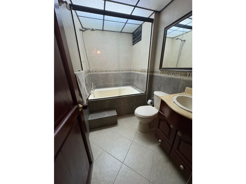 Venta Apartamento 4to Piso en el Parque de Belén — foto 2