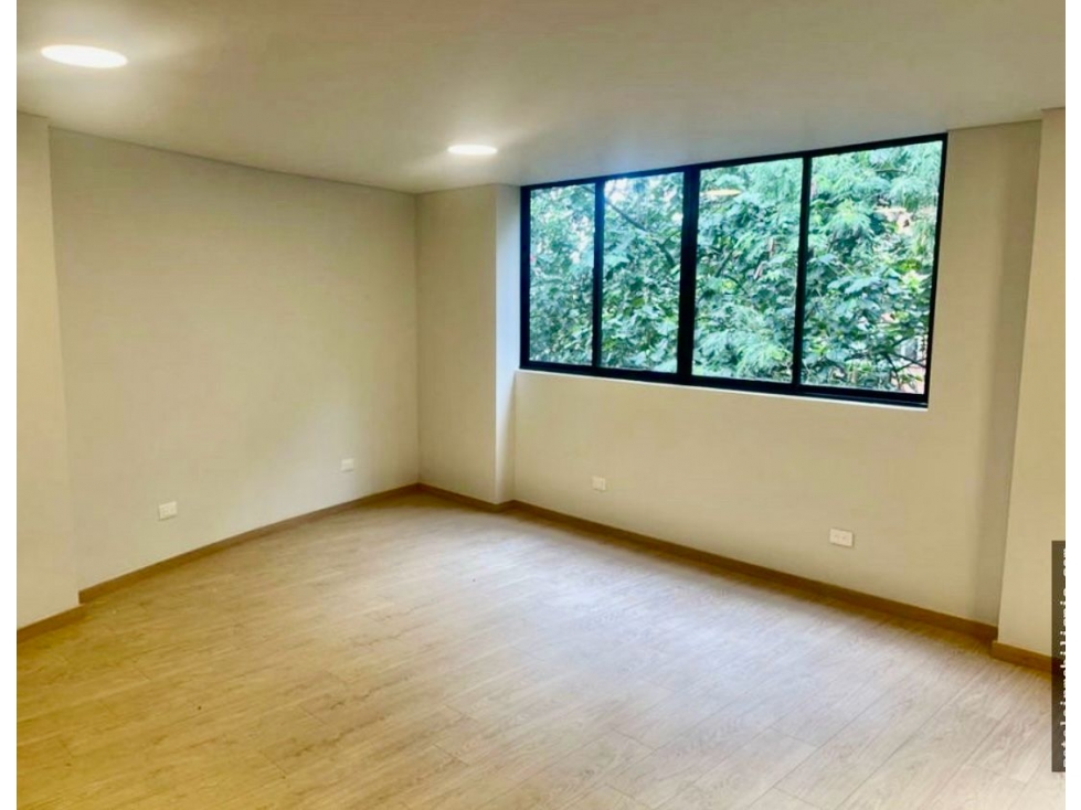 VENTA PENTHOUSE TESORO LIVING EL POBLADO, MEDELLÍN — foto 3