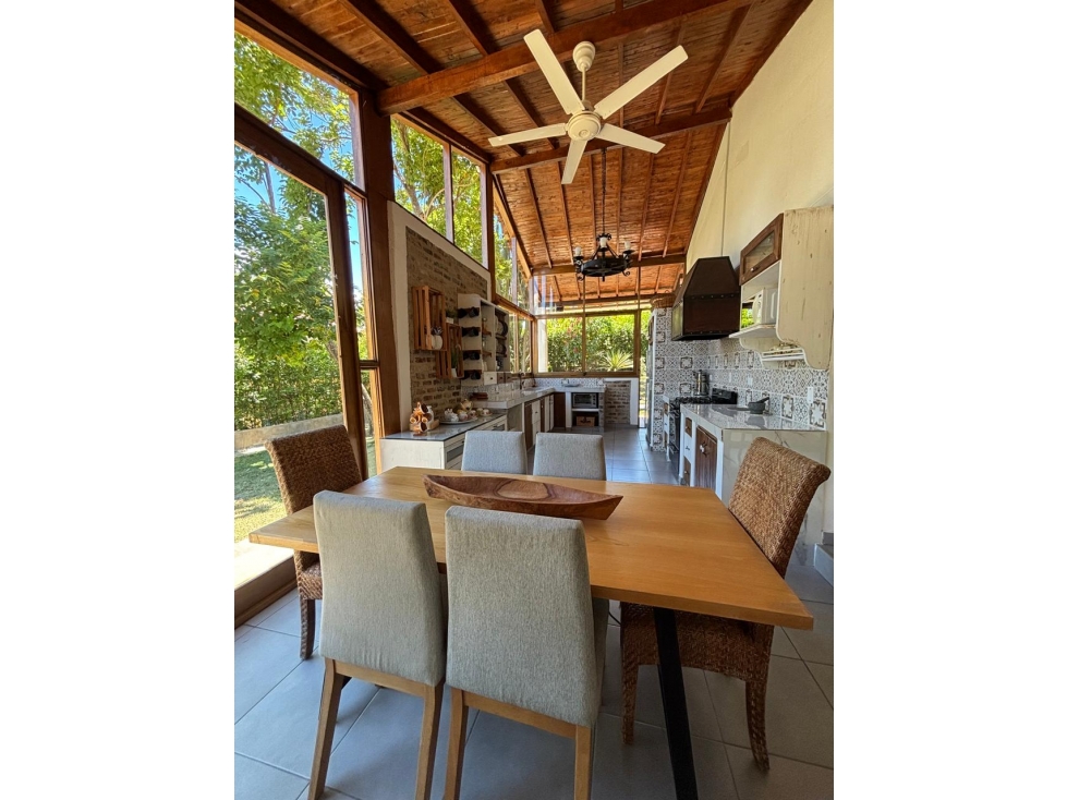 Venta Casa Campestre de Lujo Amoblada en Sopetrán, Antioquia