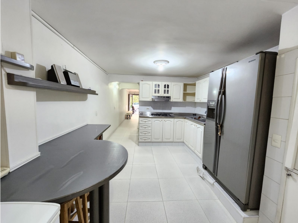Venta Casa de 3 Pisos en La Paz, Envigado