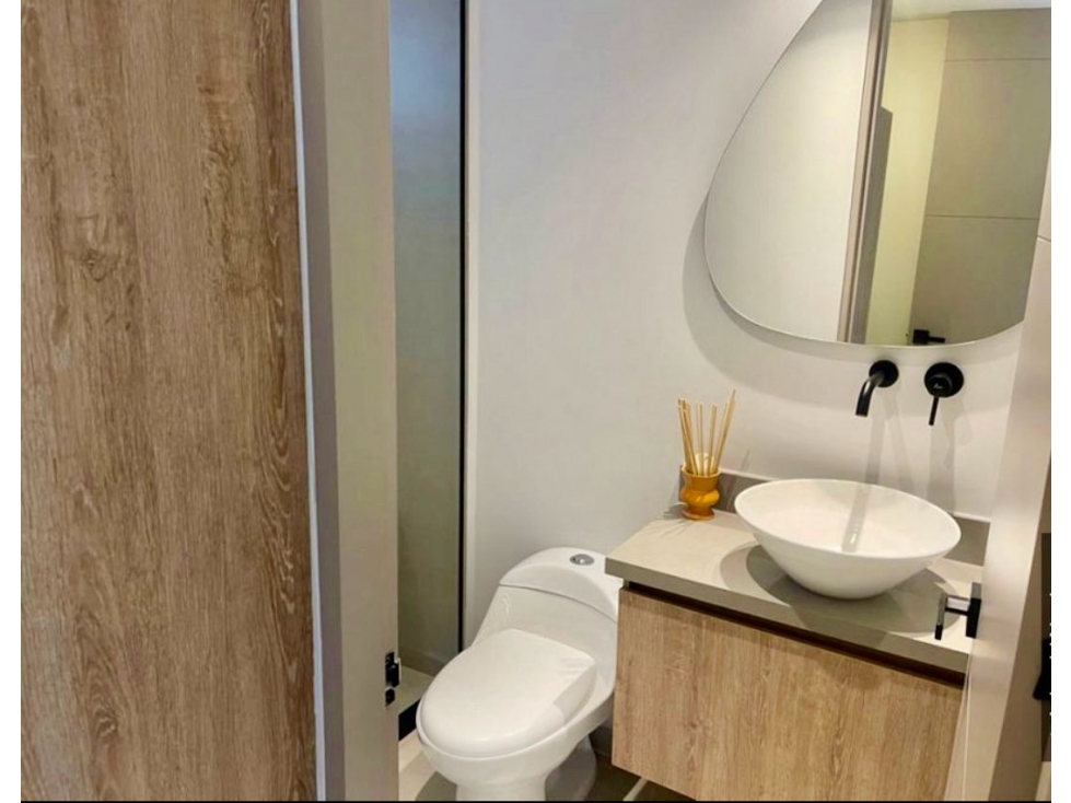 VENTA PENTHOUSE TESORO LIVING EL POBLADO, MEDELLÍN — foto 4