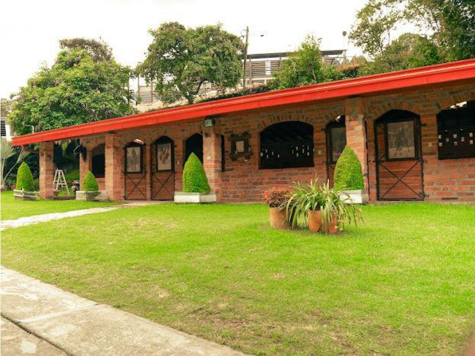 Casa Campestre de Lujo en San Pedro de los Milagros