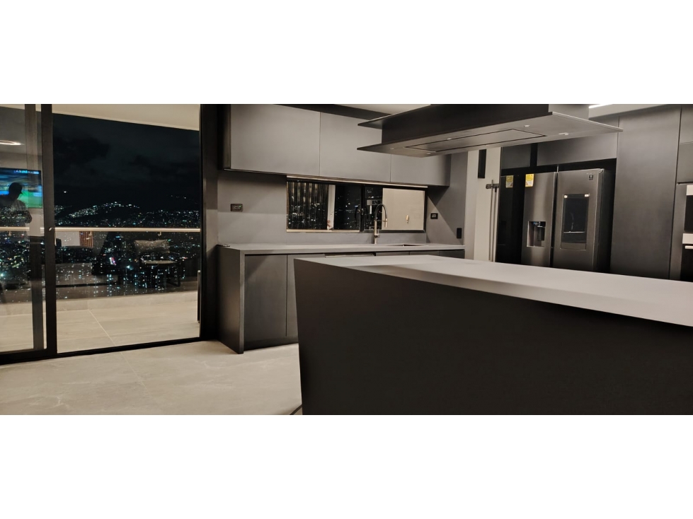 VENTA / ARRIENDO PENTHOUSE DOMOTIZADO EN SABANETA, ANTIOQUIA — foto 4
