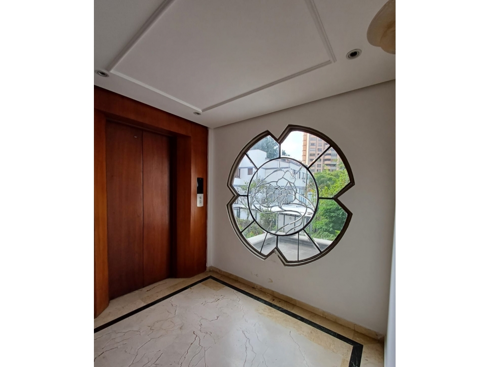 Venta Apartamento ubicado en la mejor zona del Poblado Medellín — foto 4