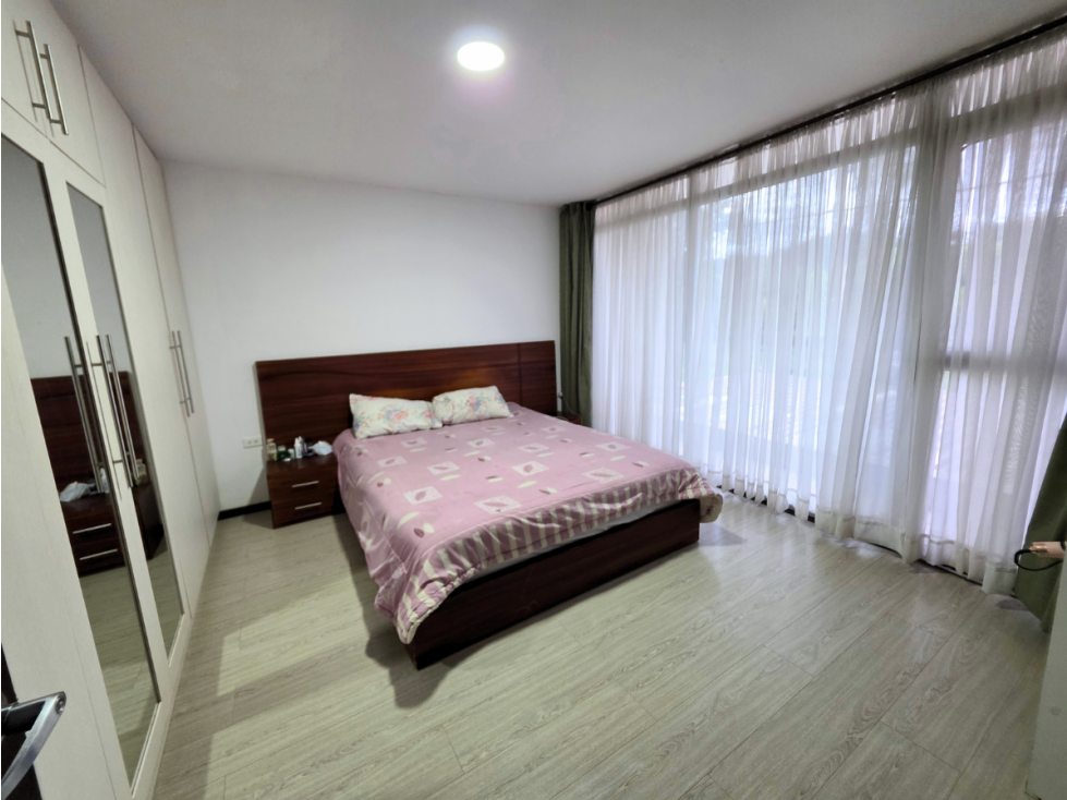 #149 Casa Grande en Venta sector Kennedy Cuenca — foto 6