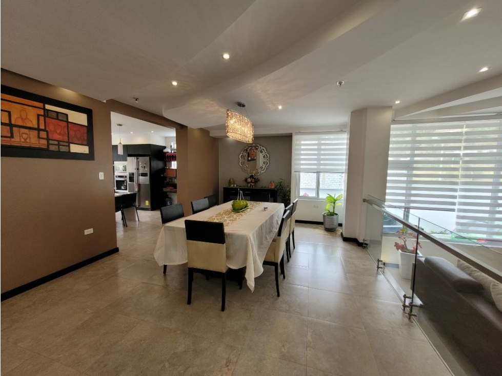 #260 Casa De Lujo En Venta, Sector Charasol - 3