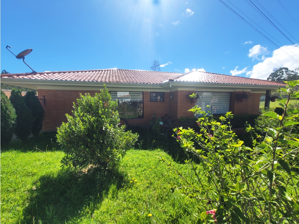 #165 Casa Con Amplio Terreno En Castilla Cruz — foto 5