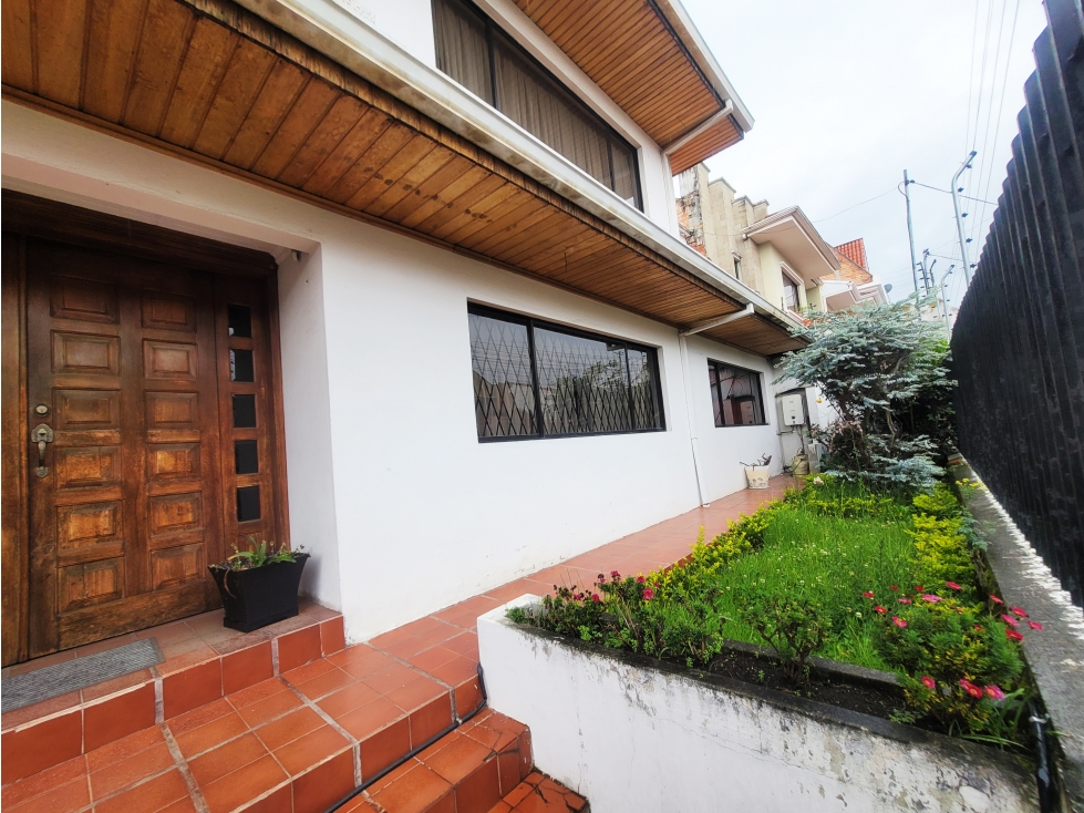#350 Amplia Casa, Sector Remigio Crespo — foto 5