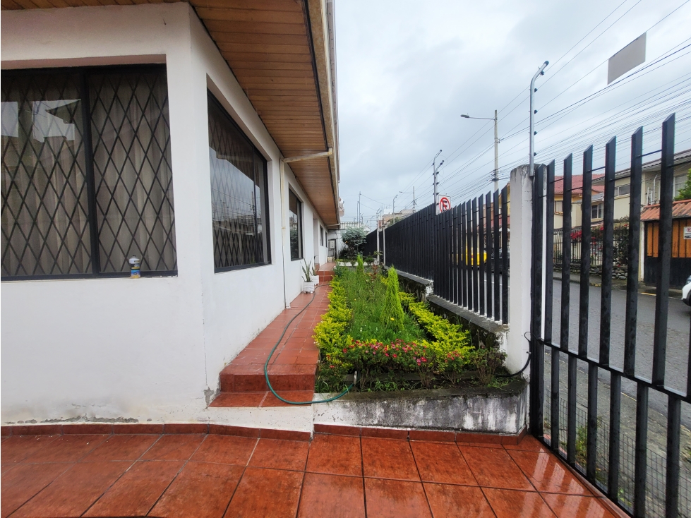 #350 Amplia Casa, Sector Remigio Crespo — foto 4
