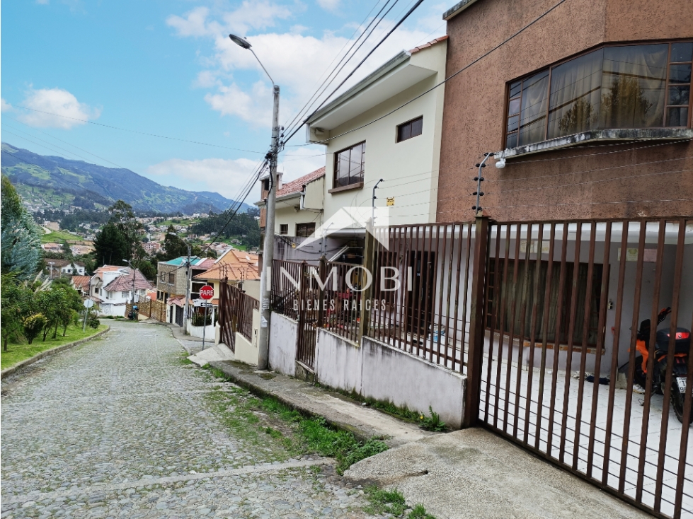 #115 Casa En Venta, Colegio Borja, Sector Control Sur - 3