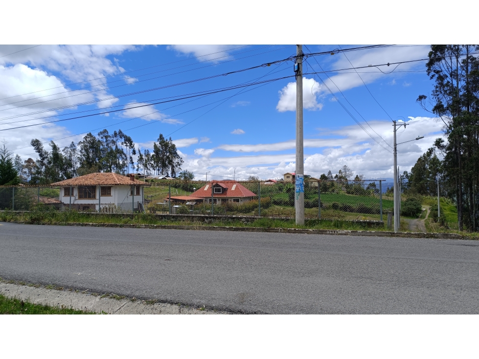 #55 Terreno, En Vía Principal Sigsipamba - 3
