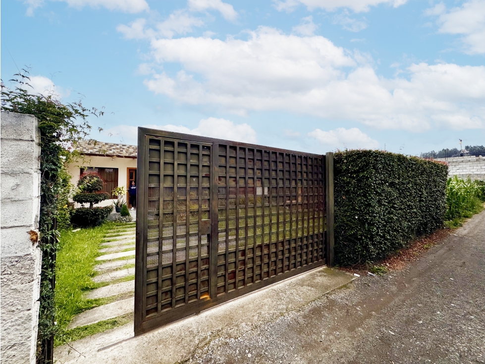 #139 Casa Con Espacio Verde, En Ricaurte — foto 3