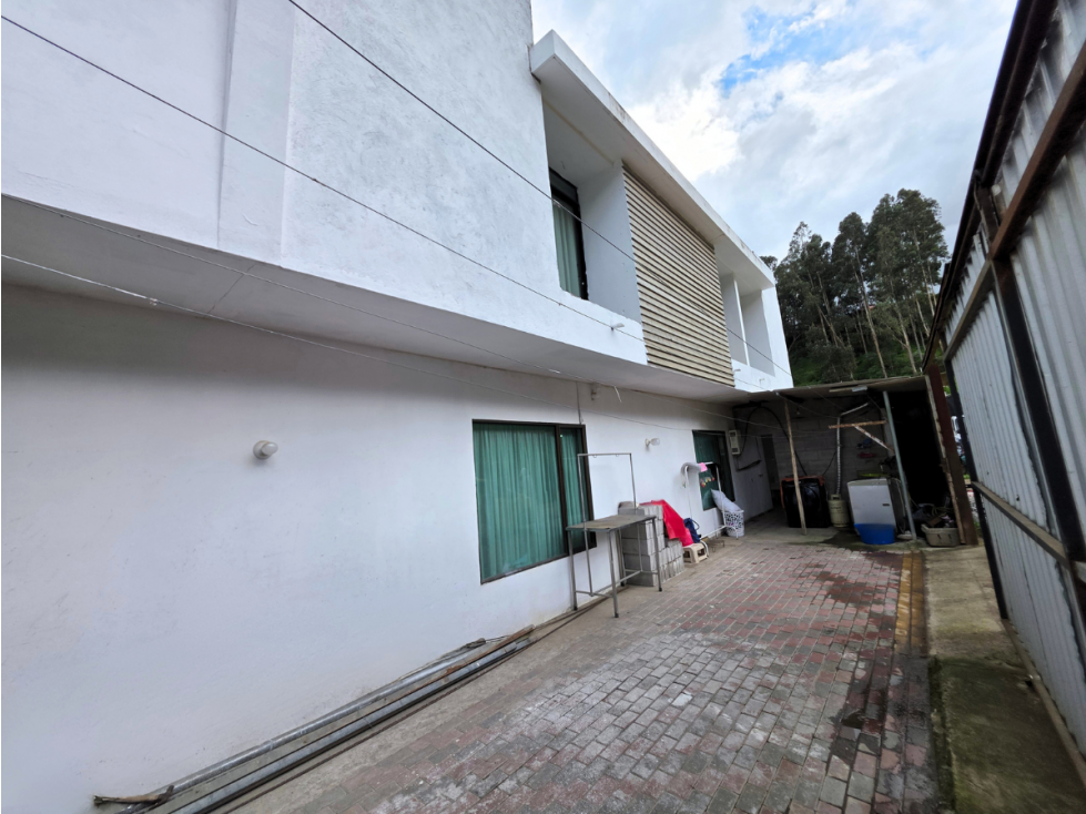 #149 Casa Grande en Venta sector Kennedy Cuenca — foto 4