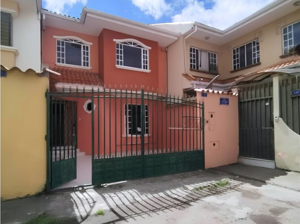 #118 Casa independiente en Totoracocha
