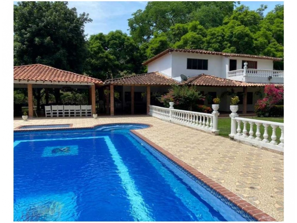 FINCA EN VENTA EN SANTA FE DE ANTIOQUIA