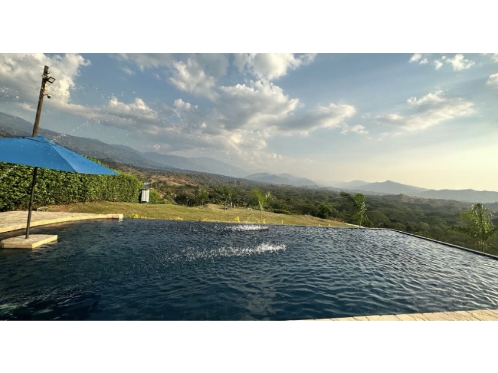 FINCA EN VENTA SOPETRAN CON PISCINA EN INFINITO - 1