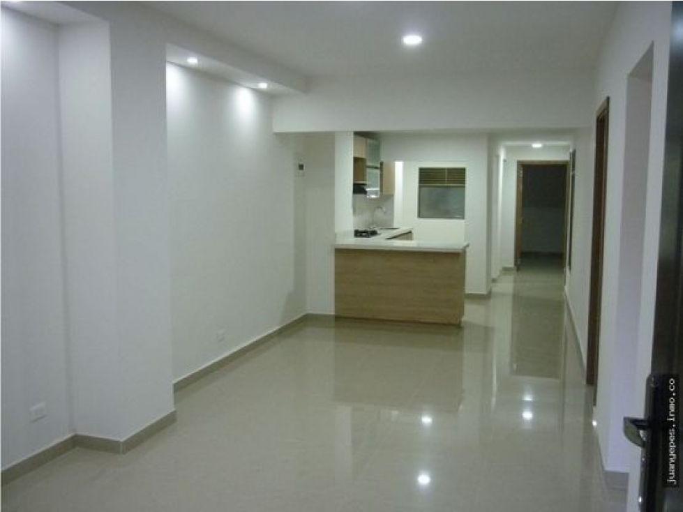 APARTAMENTO EN VENTA EN BELLO CABAÑAS — foto 2