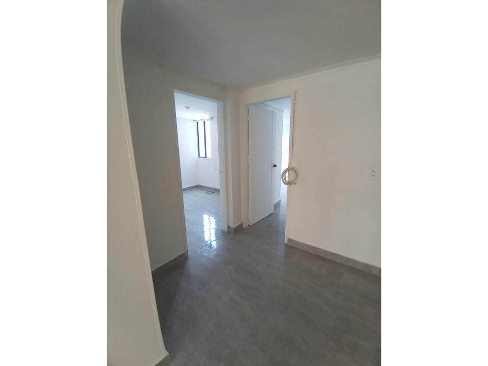 APARTAMENTO EN VENTA LAURELES ALMERIA — foto 3
