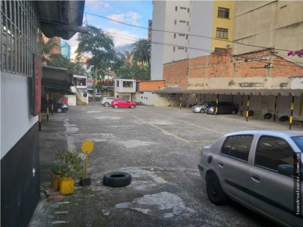 LOTE PARQUEADERO COMERCIAL EN VENTA EN MEDELLÍN EN ZONA COMERCIAL — foto 5