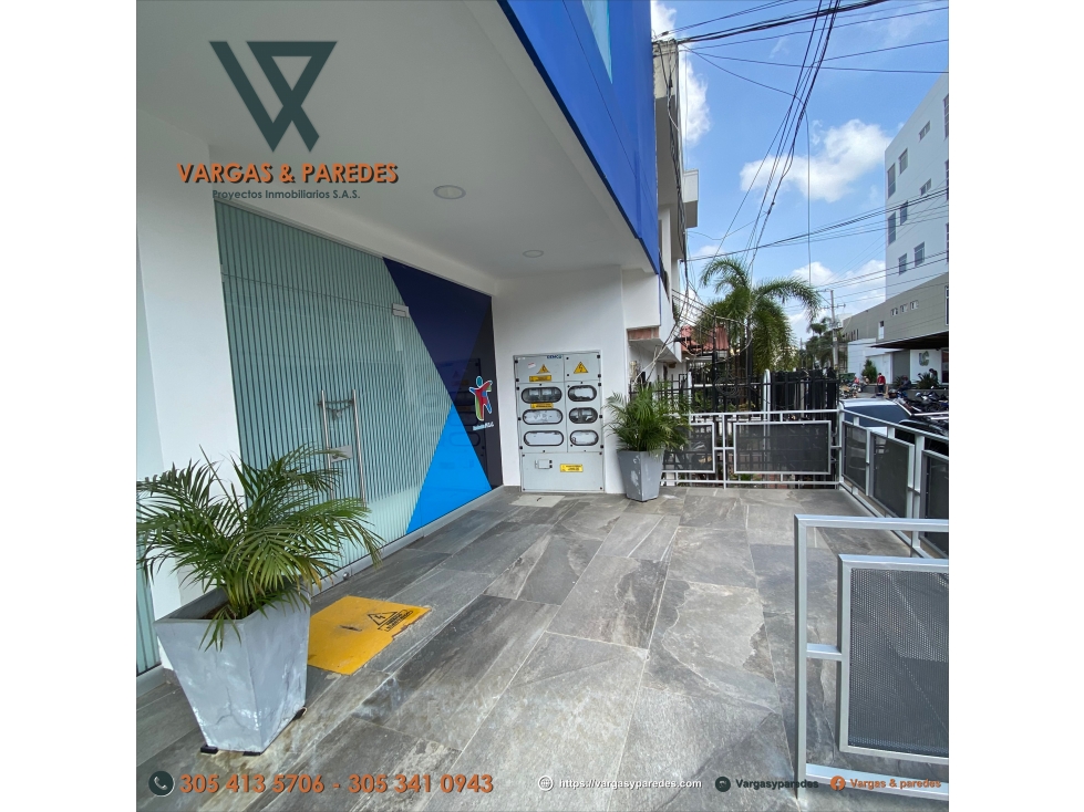 EDIFICACION COMERCIAL DE CUATRO PISOS CENTRO - MONTERIA - 2