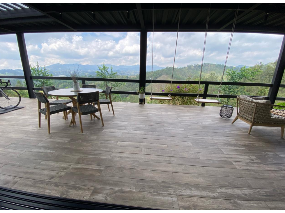 CASA CAMPESTRE EN VENTA VEREDA LEJOS DEL NIDO ANTIOQUIA — foto 2