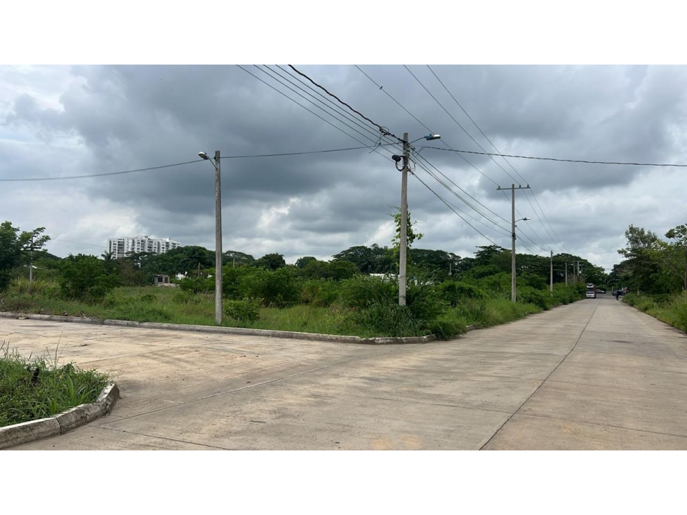 LOTE ESQUINERO EN VENTA ZONA NORTE DE MONTERÍA