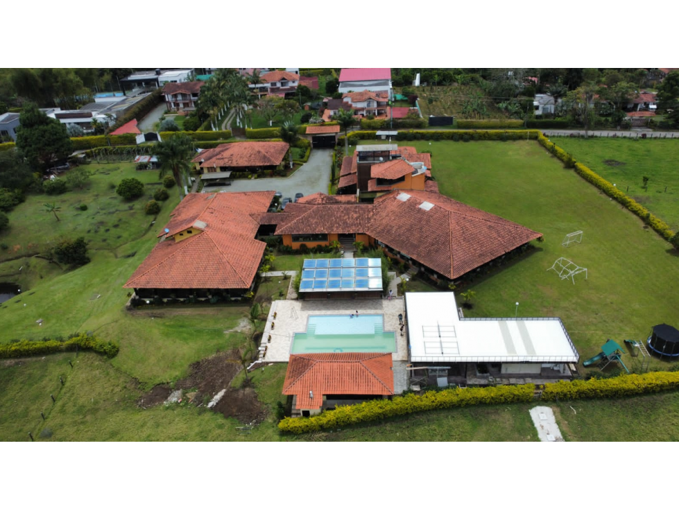 HERMOSA CASA FINCA EN VENTA - Armenia, Quindío