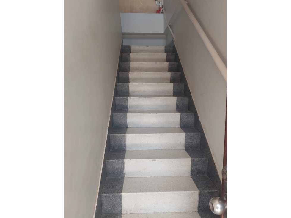 CASA EN VENTA CERETE- SECTOR COMERCIAL - 2