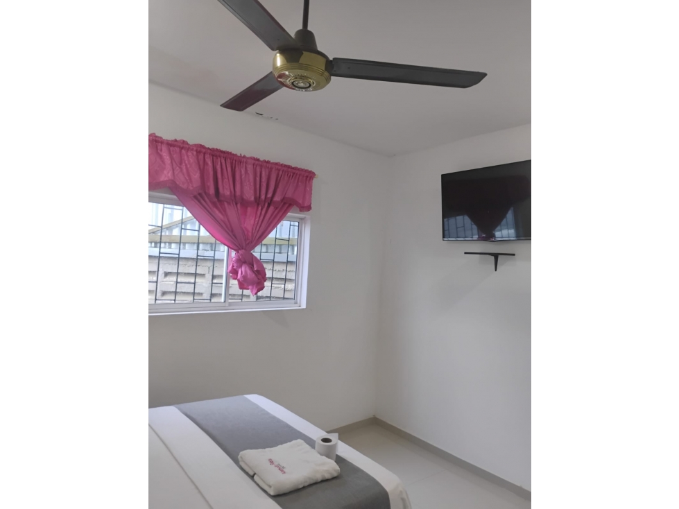 VENDE O PERMUTA HOTEL CON LOCALES Y APARTAMENTO CENTRO MONTERÍA - 4