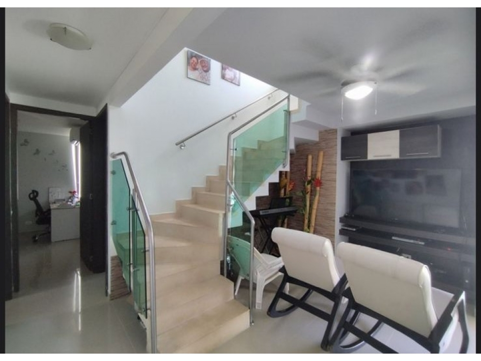 APARTAMENTO DUPLEX EN VENTA CASTELLANA MONTERIA — foto 5