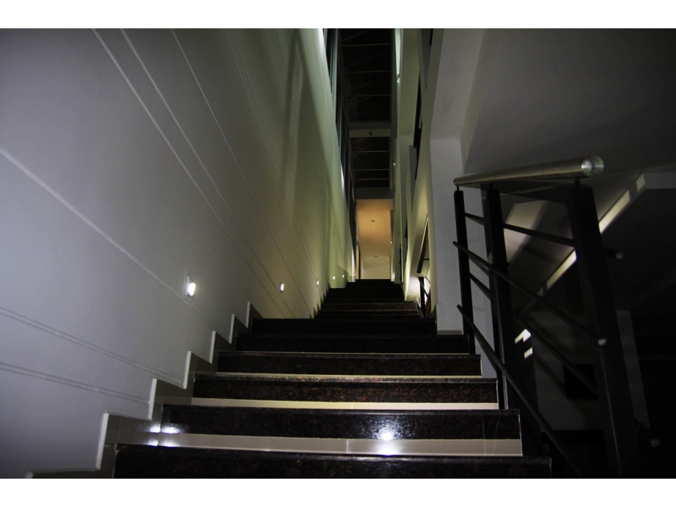 EDIFICIO - HOTEL EN EL CENTRO DE MONTERIA - 6
