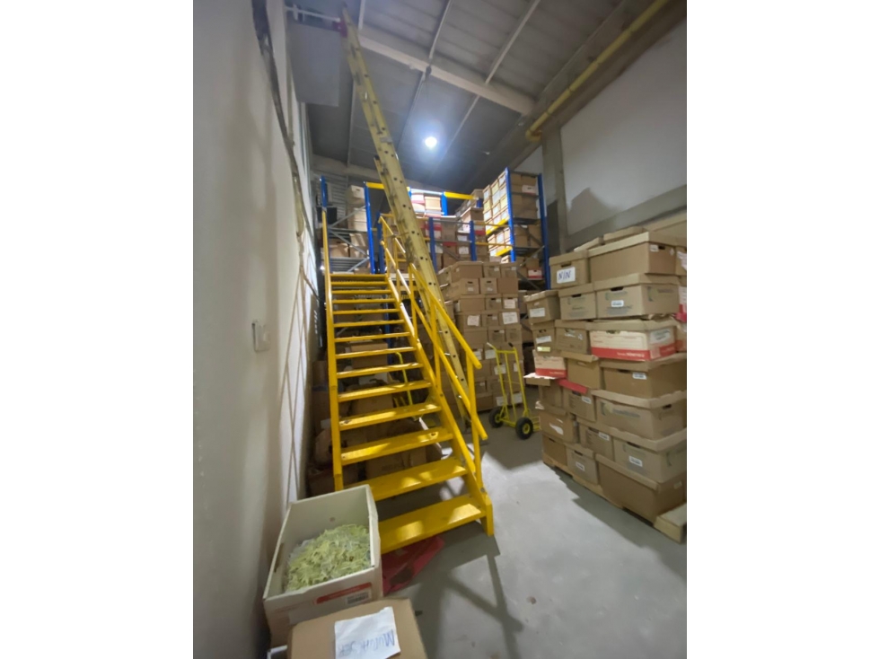 BODEGA EN VENTA RENTANDO - 4