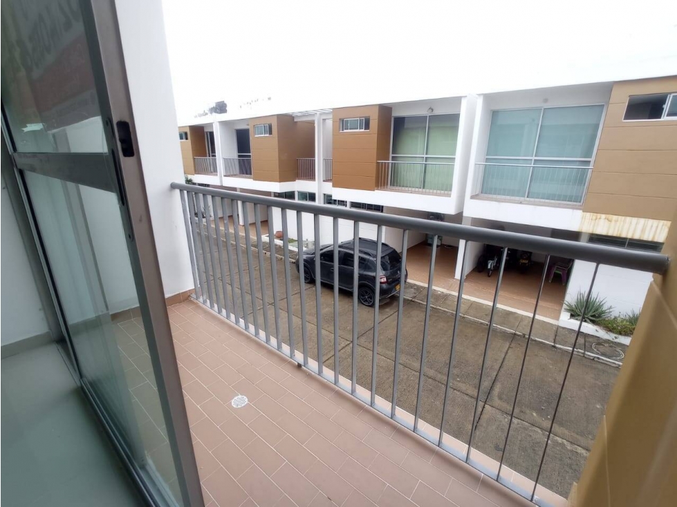 CASA EN VENTA UNIDAD CERRADA MARGEN IZQUIERDA DE MONTERIA.